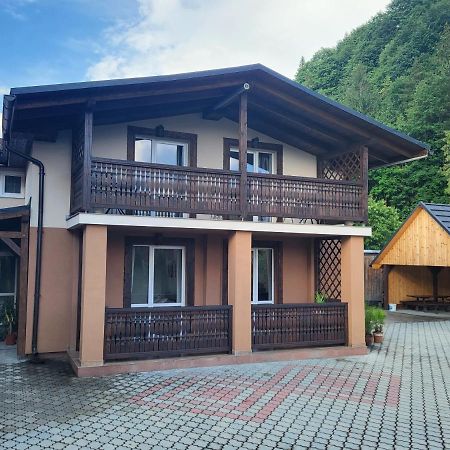 Penzion Jolla Červený Kláštor المظهر الخارجي الصورة
