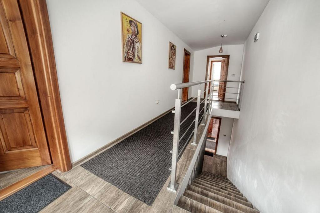 Penzion Jolla Červený Kláštor المظهر الخارجي الصورة